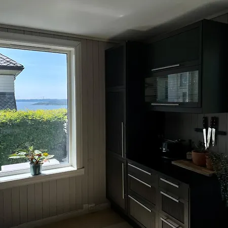 아파트 Panoramic Views And Garden! *